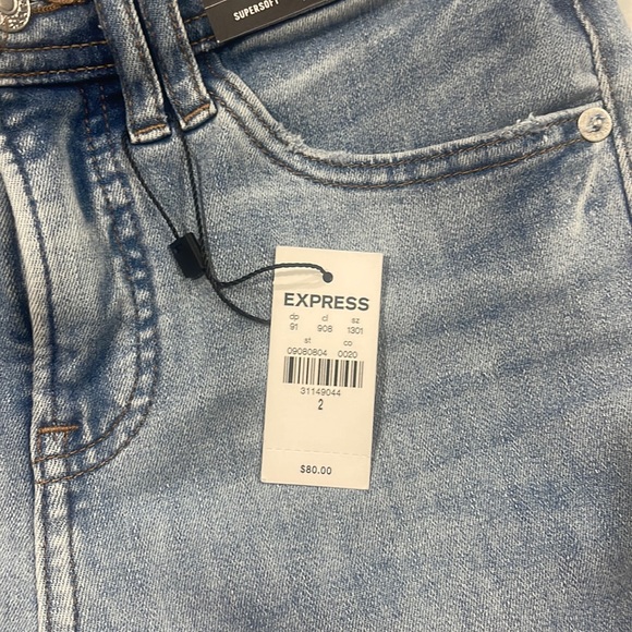 Express Mid Rise Light Wash Cropped Skinny Jeans Size 2 - Picture 9 of 9